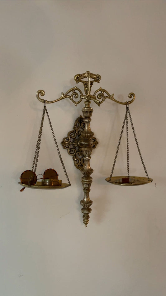 Vintage Ornate Gold Wall Mounted Functional Libra Scale of Justice