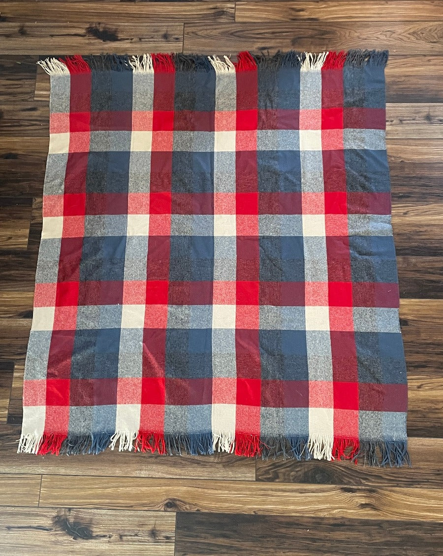 Vintage Faribo Wool Tartan Plaid Stadium Blanket Lap Throw