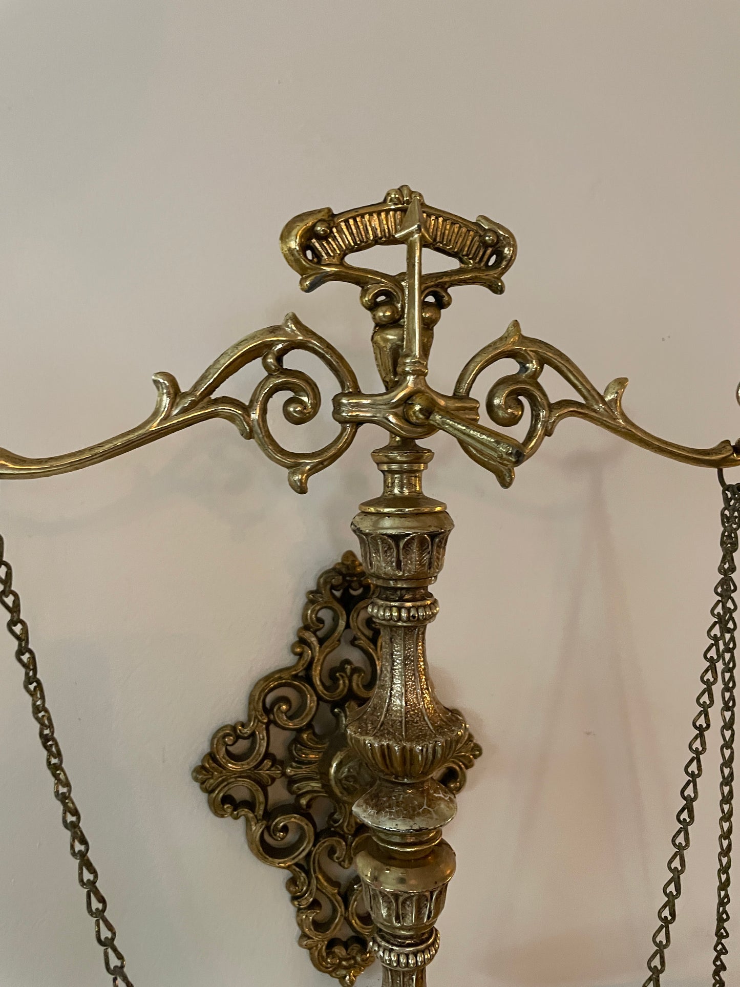 Vintage Ornate Gold Wall Mounted Functional Libra Scale of Justice