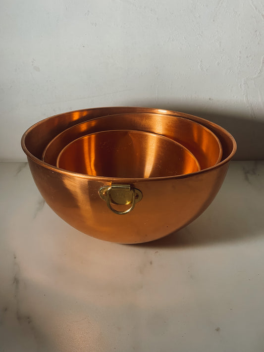 Vintage Copper Nesting Mixing Bowl - Trio