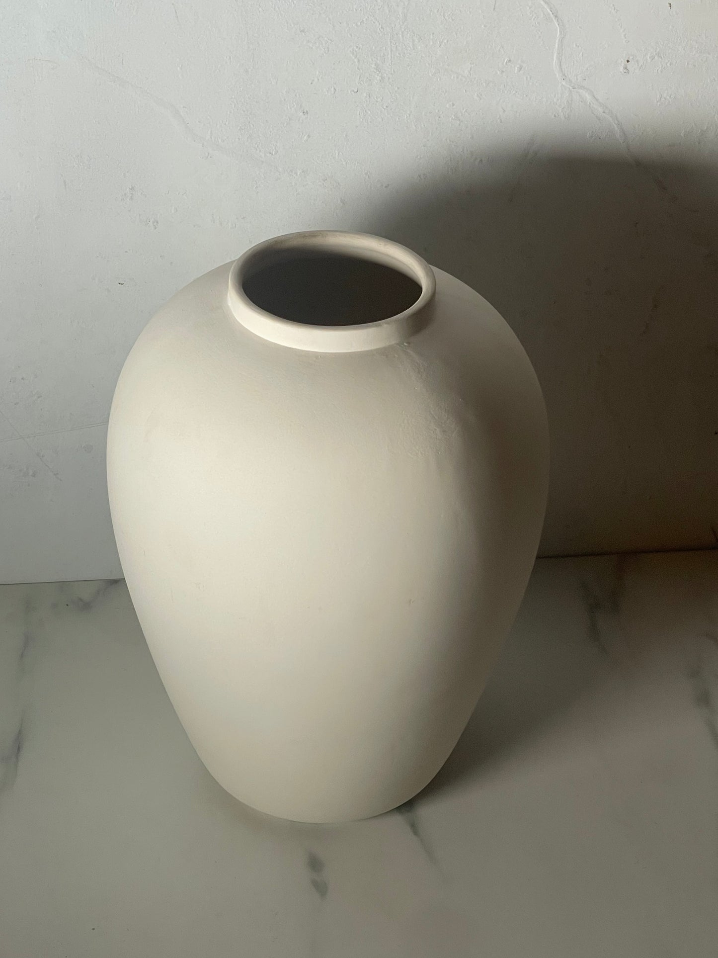 1976 Bisque Bone White Vase