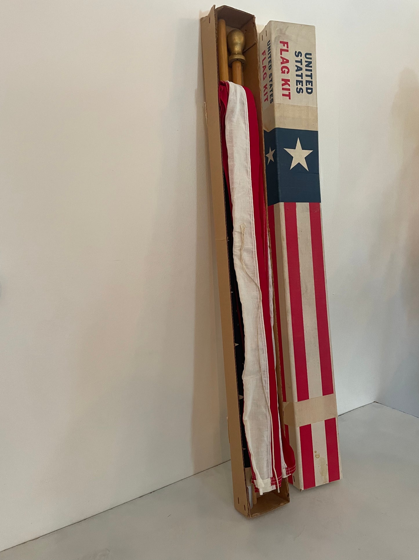 Vintage Valley Forge United States Flag Kit