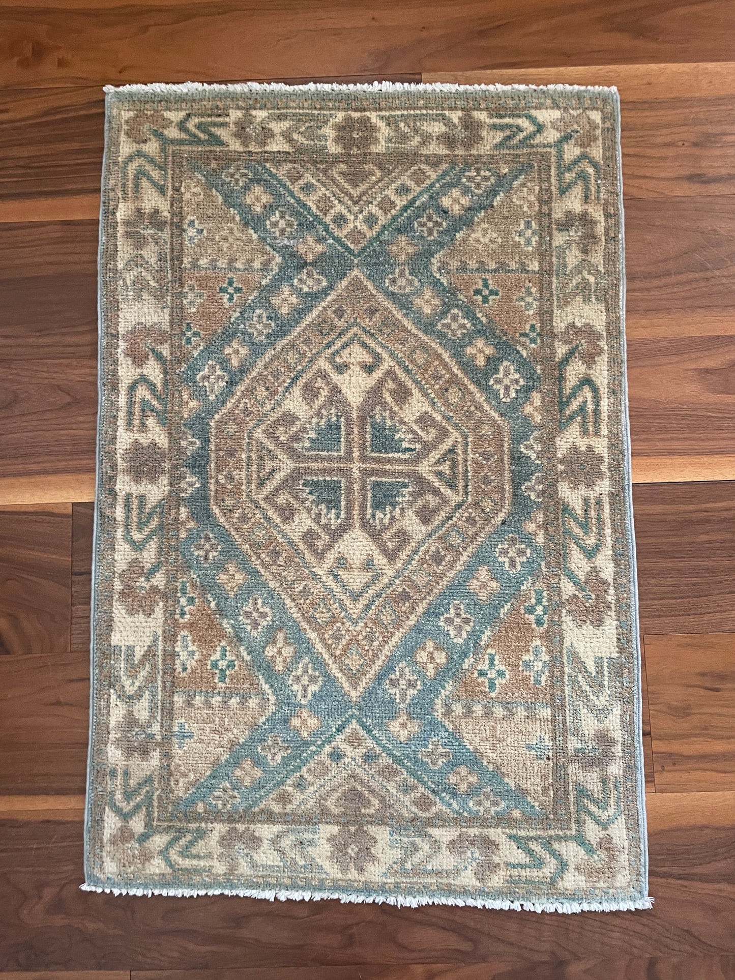 Hand-knotted Wool Rugs