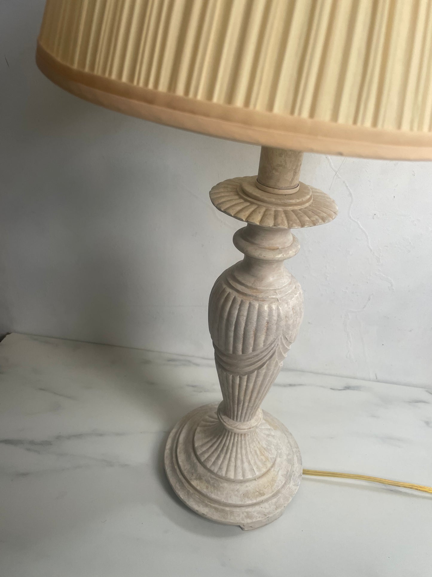 Polished White Metal Podium Lamp